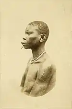 Femme Baka, 1877-1880.