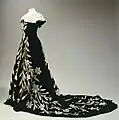 Robe princesse en velours de soie noir, 1896.