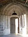 Le portail de l'église (fév.&nbsp;2010)