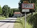 Entrée du bourg.