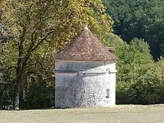 Son pigeonnier.