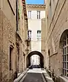 Rue dans le centre de Beaucaire.