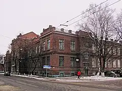Ancien lycée, actuelle école no 1.