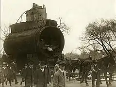 Tronçon du UC-5 transporté vers Central Park à New York