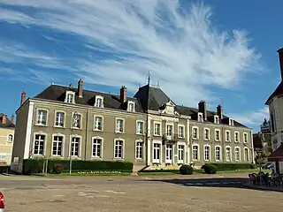 Ancien couvent des augustins(mairie actuelle).