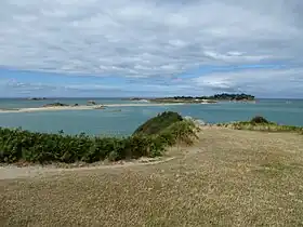 L'archipel vu depuis la pointe du Chevet à mi-marée