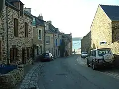 Maisons.