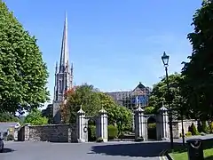 La cathédrale.