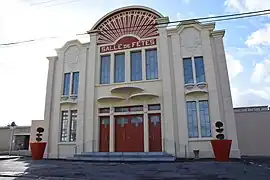 La salle des fêtes.