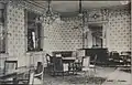 Salon de l'hôtel de préfecture de l'Aisne au début du XXe&nbsp;siècle.