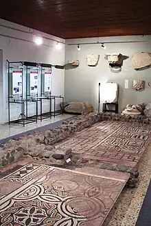 Image d'une salle du musée de Valcamonica