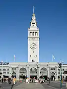 Le Ferry Building.