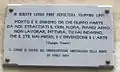 Plaque sur la gauche de la façade qui rappelle qu'à cet endroit était enterré Filippino Lippi