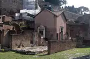 Oratoire des Quarante-Martyrs et édicule de Juturne.
