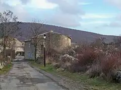 Maison à tour.