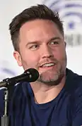 Scott Porter interprète George Tucker
