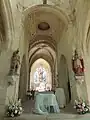 Vue vers l'est depuis la nef.
