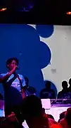 Yassine Fadel interprète M6.
