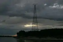 La tour Choukhov sur l'Oka près de la ville de Dzerjinsk