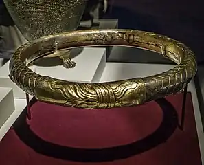 Diadème en argent et or de Philippe II avec noeud d'Héraclès