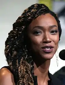 Sonequa Martin-Green interprète de Sasha