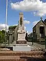 Le monument aux morts.