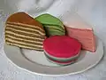 Lapis legit et kue lapis.