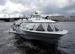 Hydroptère russe à Saint-Pétersbourg.