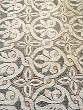 Motifs végétaux.