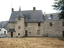 L'aumônerie Saint-Jean, fondée au XIIe&nbsp;siècle.