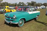 Berline Standard Vanguard Phase III.