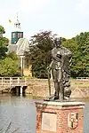 Statue d'Egmont dans les douves du château d'Egmond à Egmond aan den Hoef (bronze)