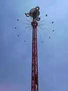 L'attraction « Star Flyer » du parque de Atracciones de Madrid.