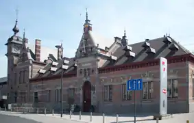 Ancien bâtiment voyageurs.