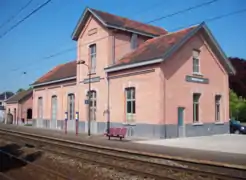 Ancien bâtiment de la gare de Sinay, rénové en 2007.
