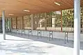 Parking vélos couvert dans l'extension du bâtiment voyageurs