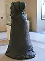 Statue en bronze de la reine Napir-asu.
