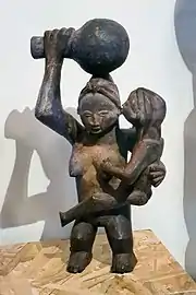 Statuette pindi féminine.