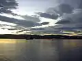 Le détroit de Magellan au coucher de soleil.