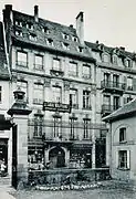 En 1898.