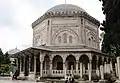 Tombe de Suleyman dans le cimetière derrière la mosquée Süleymaniye