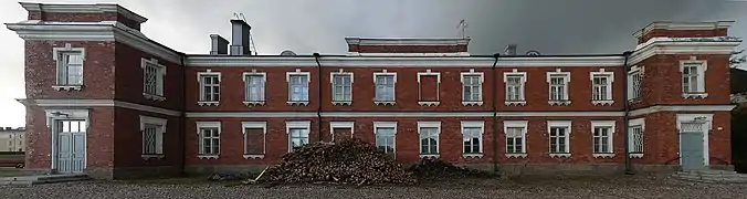 Le bâtiment de saunas.