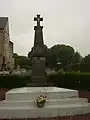 Le monument aux morts.