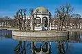 La Luigetiik&nbsp;(et), étang artificiel dans le parc de Kadriorg. Avril 2022.