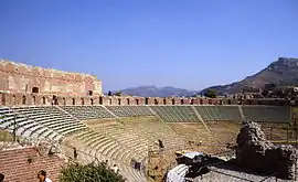 Les gradins du théâtre