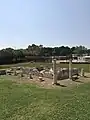 Le temple d'Apollon Zoster après les travaux d'aménagement paysager et de drainage.