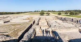 Vue des ruines des thermes majeurs.