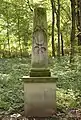 Colonne du parc commémorant le traité de paix de Teschen (1779)