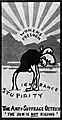 Carte postale, imprimée, carton, image monochrome, texte noir et gris, bordure blanche, produite par l'Atelier du Suffrage.