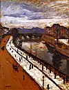 Peinture représentant en diagonale un fleuve bordé de quais blancs et de chaussées ocres avec petits personnages ; au fond, pont et ciel tourmenté